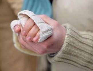 冬天手腳冰涼·用熟三七粉！